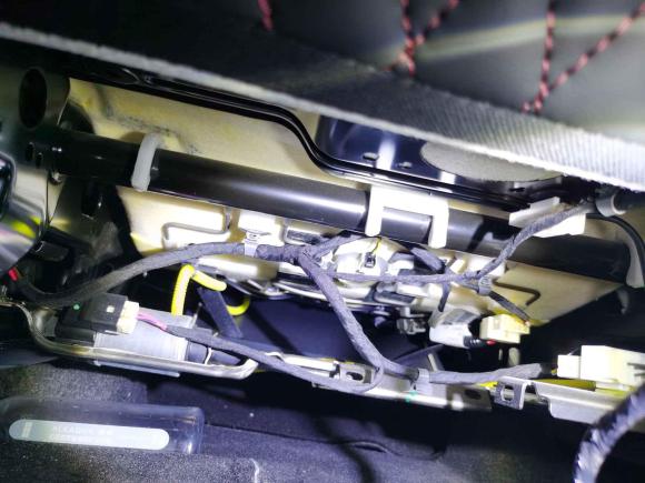 [广州·粤A] 二手奔腾奔腾T992020款 20TD 自动尊享型