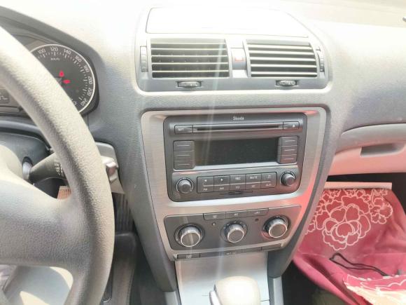 [青岛·鲁B] 二手斯柯达明锐2010款 1.6L 自动逸俊版