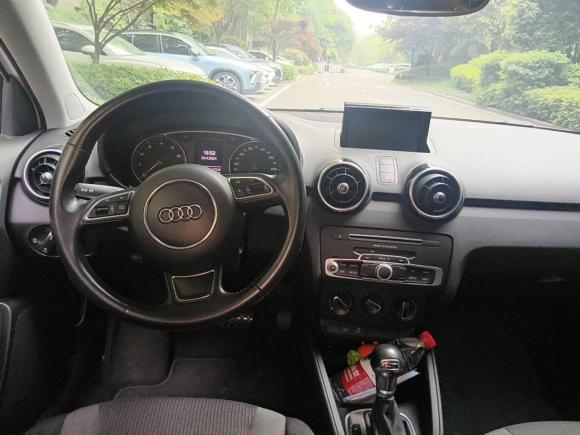 [宁波·浙B] 二手奥迪奥迪A12016款 30 TFSI Sportback Design风尚版