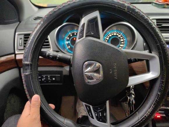 [苏州·苏E] 二手北汽威旺北汽威旺S502016款 1.5T 手动乐动尊享型