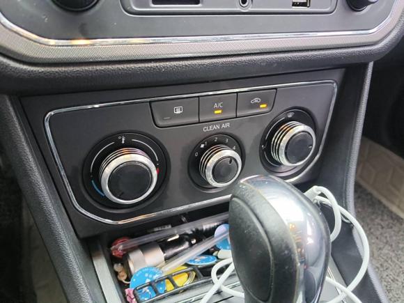 [无锡·苏B] 二手大众朗逸2015款 1.6L 自动舒适版