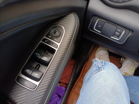 [武汉·鄂A] 二手比亚迪元2017款 1.5L 自动酷炫时尚型