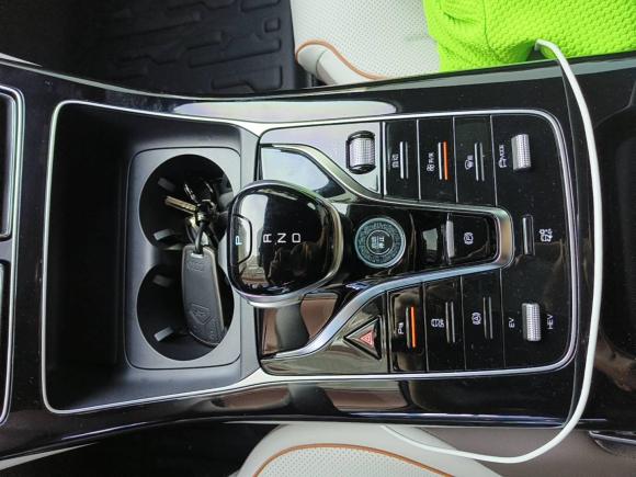 [深圳·粤A] 二手比亚迪秦PLUS2023款 冠军版 DM-i 120KM领先型