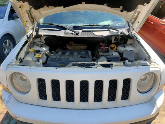 [南昌·赣A] 二手Jeep自由客2014款 2.4L 豪华导航版