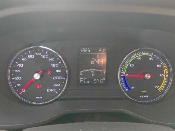 [苏州·苏E] 二手荣威荣威Ei52018款 互联网豪华版