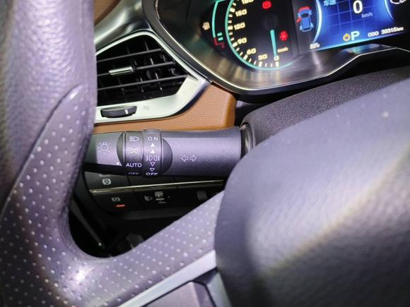 [南京·苏A] 二手东南东南DX72018款 1.5T 自动荣耀版