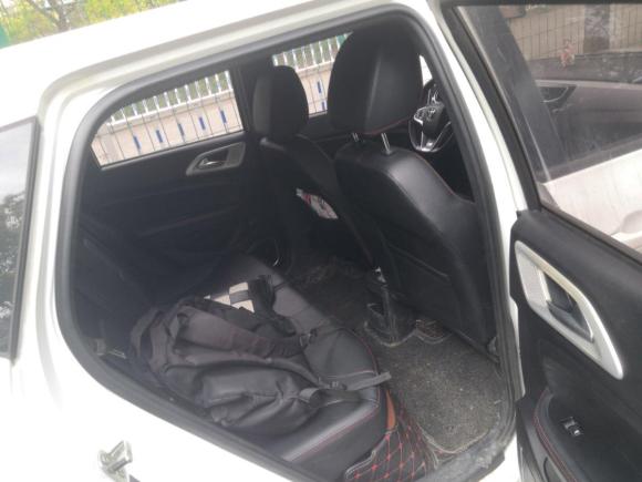 [上海·皖S] 二手中华中华V32015款 1.5L 手动智能型