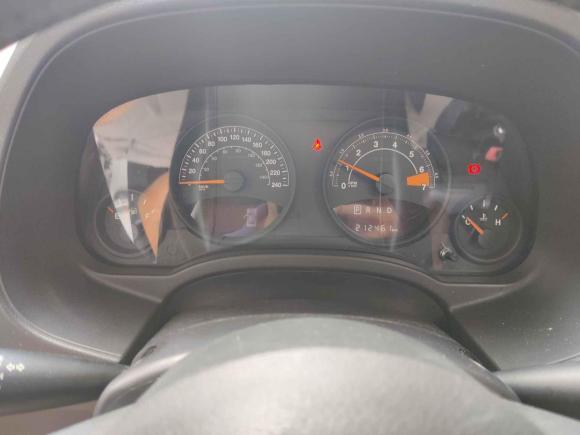 [成都·川A] 二手Jeep自由客2014款 2.4L 运动版