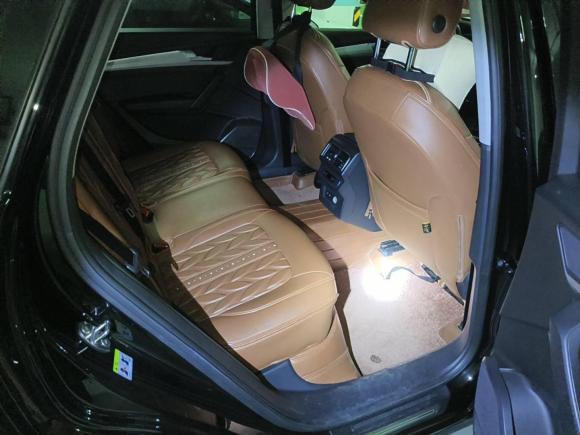 [无锡·苏B] 二手奥迪奥迪Q5L2018款 40 TFSI 荣享时尚型 国VI