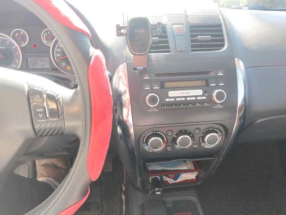 [南京·苏L] 二手铃木天语 SX42013款 1.6L 手动酷锐型