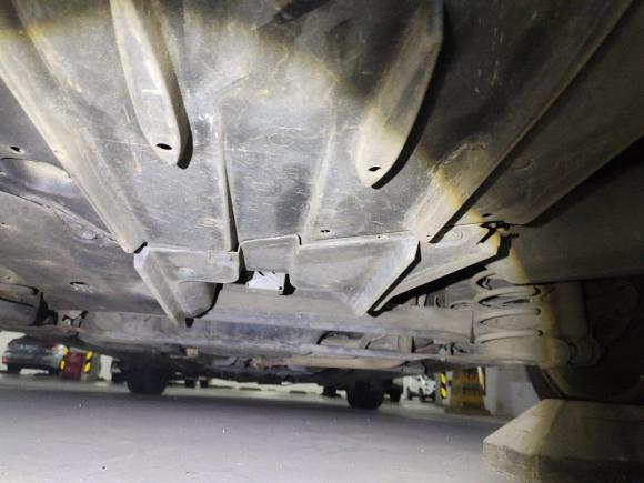 [武汉·鄂A] 二手丰田卡罗拉2017款 1.2T CVT GL-i真皮版