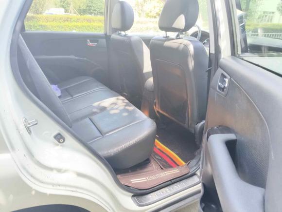 [苏州·苏E] 二手起亚狮跑2013款 2.0L 自动两驱版GLS