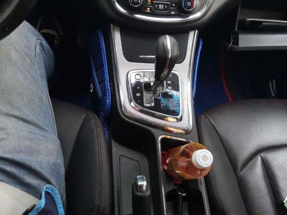 [上海·苏U] 二手宝骏宝骏5602016款 1.8L iAMT豪华型