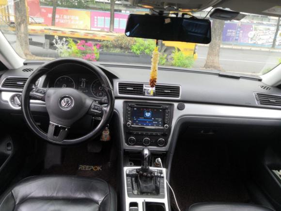 [上海·苏C] 二手大众帕萨特2014款 1.8TSI DSG尊荣版