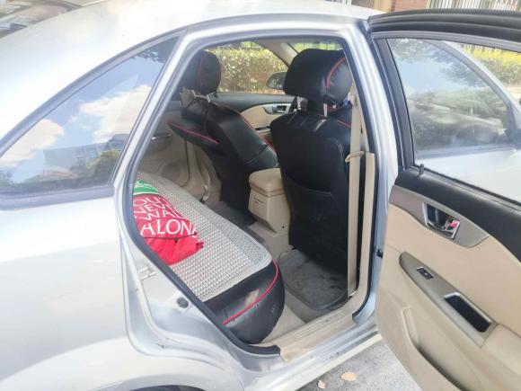 [杭州·浙A] 二手别克凯越2013款 1.5L 自动经典型