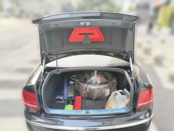 [成都·川A] 二手大众辉腾2012款 3.0L 商务型