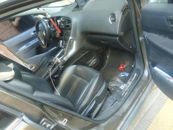 [义乌·浙G] 二手标致标致30082013款 2.0L 自动潮流版