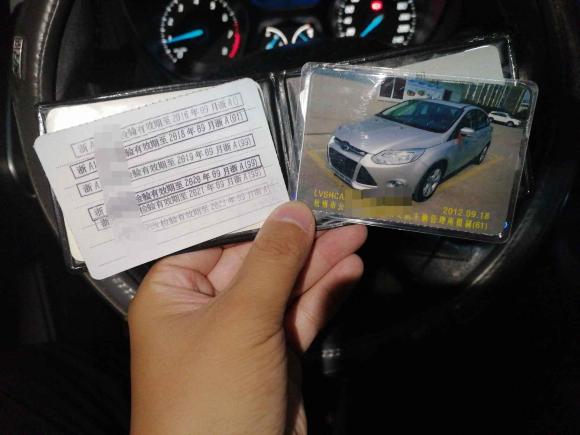 [杭州·浙A] 二手福特福克斯2012款 两厢 1.6L 自动风尚型