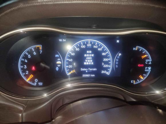 [无锡·苏B] 二手Jeep大切诺基2014款 3.0L 旗舰尊悦版