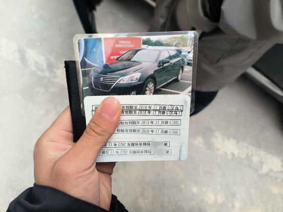 [义乌·浙G] 二手丰田皇冠2012款 2.5L Royal 舒适版