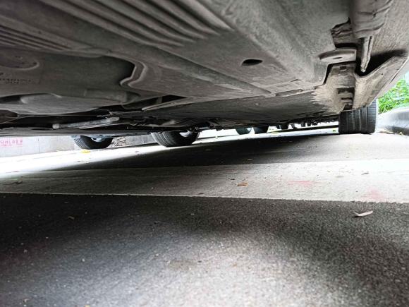 [佛山·粤Y] 二手奥迪奥迪A4L2013款 40 TFSI quattro个性运动型