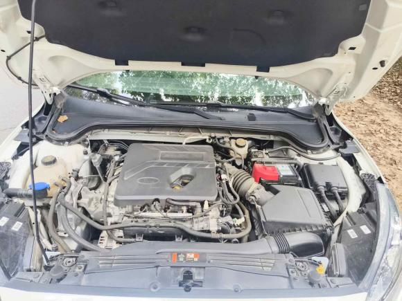 [无锡·苏B] 二手福特福克斯2021款 三厢 EcoBoost 180 自动ST Line