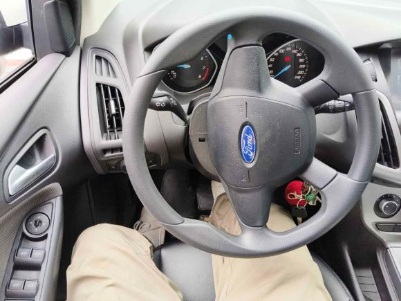 [无锡·鄂A] 二手福特福克斯2012款 两厢 1.6L 自动舒适型