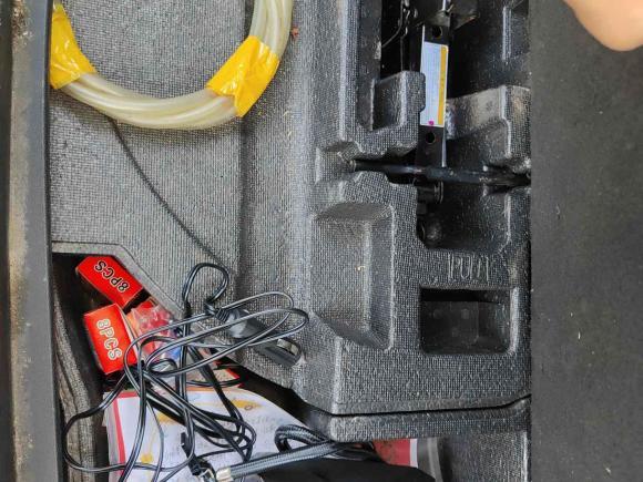 [宁波·浙B] 二手长安长安CS35PLUS2018款 1.6L 手动酷联版 国V