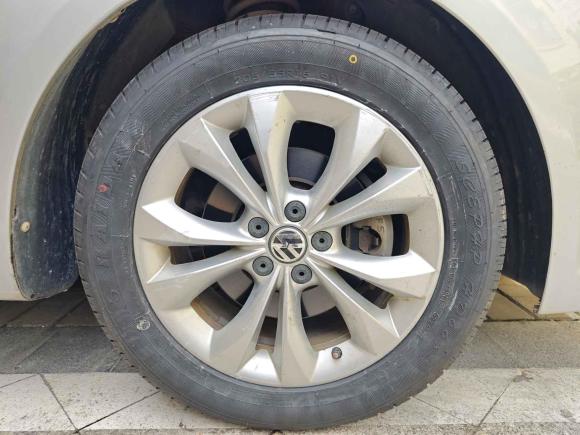 [上海·沪A] 二手大众朗逸2011款 1.4TSI DSG品轩版