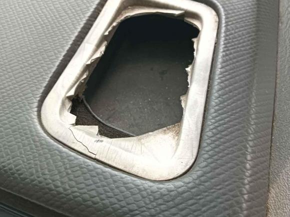 [佛山·粤E] 二手江汽集团瑞风2015款 2.0L穿梭 汽油长轴标准版HFC4GA3-3D