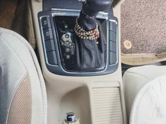 [上海·沪A] 二手斯柯达昊锐2009款 1.8TSI 自动贵雅版