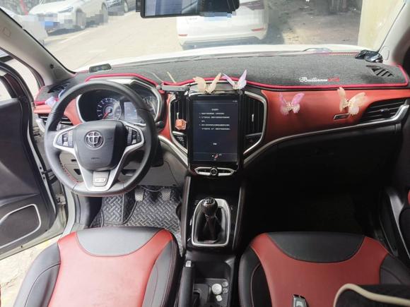 [深圳·粤K] 二手中华中华V32017款 1.5L 手动智能型