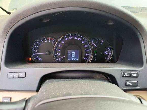 [义乌·浙G] 二手丰田皇冠2012款 2.5L Royal 舒适版