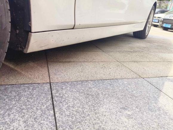 [佛山·浙D] 二手宝马宝马5系2014款 525Li 豪华设计套装