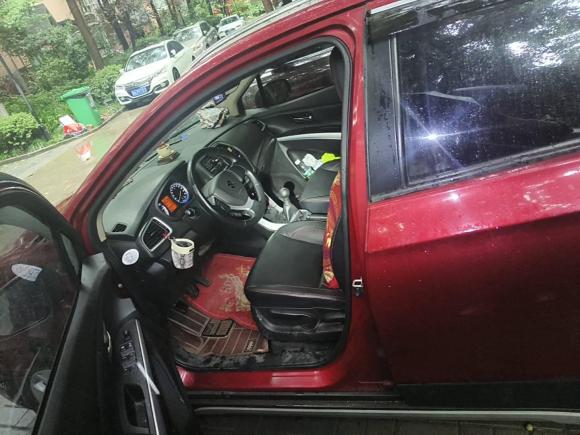 [成都·川A] 二手铃木锋驭2014款 1.6L 手动两驱精英型