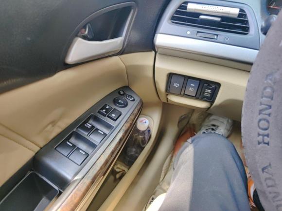 [上海·豫L] 二手本田雅阁2010款 2.0L EX