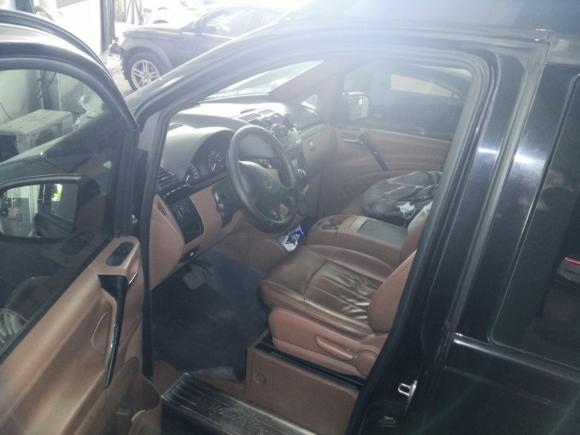 [上海·沪G] 二手奔驰威霆2013款 3.0L 精英版