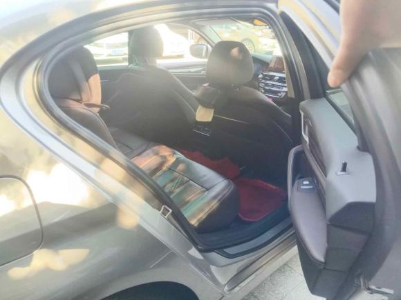 [南京·苏A] 二手宝马宝马5系新能源2019款 改款 530Le 豪华套装