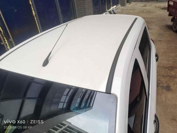 [武汉·鄂A] 二手宝骏宝骏3102016款 1.2L 手动超值型