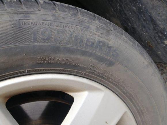 [上海·皖H] 二手大众朗逸2011款 1.6L 手动品雅版