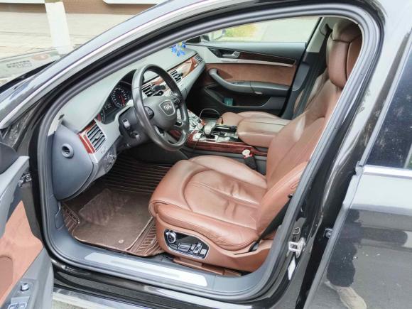 [成都·川A] 二手奥迪奥迪A82012款 A8L 45 TFSI quattro舒适型
