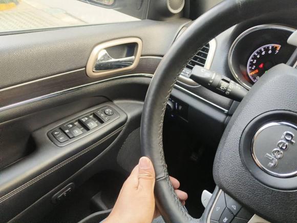 [苏州·苏E] 二手Jeep大切诺基2014款 3.0L 舒享导航版