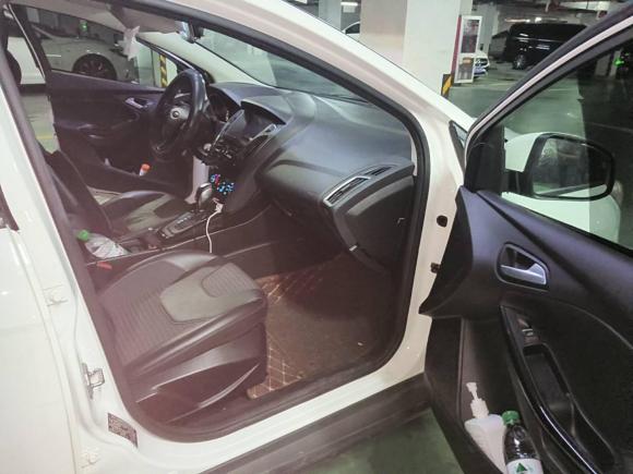 [常州·苏D] 二手福特福克斯2017款 两厢 EcoBoost 125 自动超能风尚型智行版