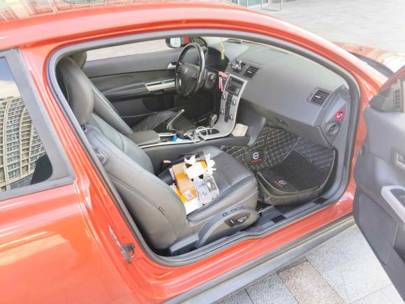 [上海·沪C] 二手沃尔沃沃尔沃C302010款 改款 2.0智雅版