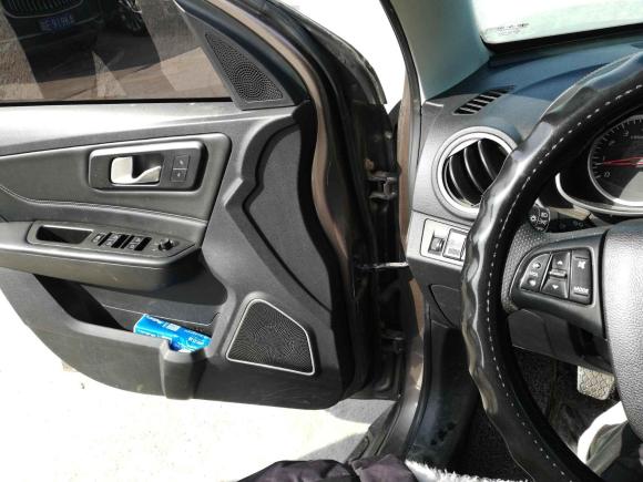 [青岛·鲁B] 二手奔腾奔腾X402018款 网红版 1.6L 手动舒适型