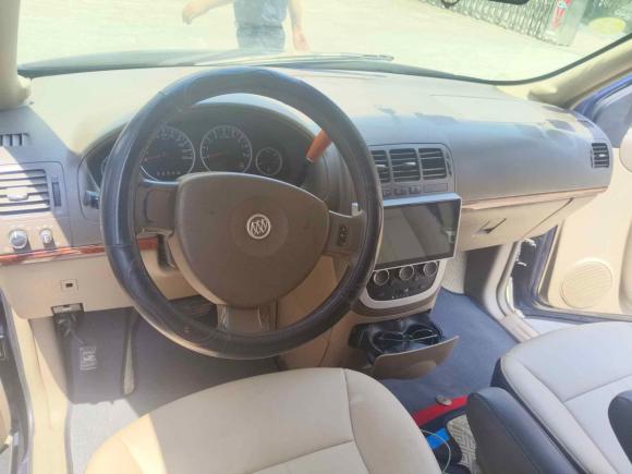 [常州·苏D] 二手别克别克GL82011款 2.4L CT舒适版