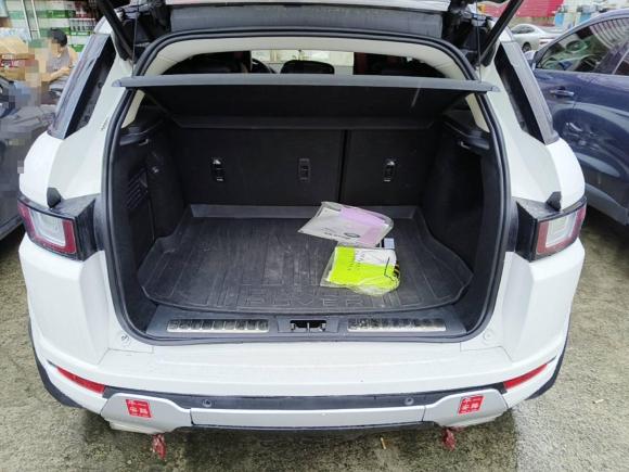 [上海·鄂A] 二手路虎揽胜极光2016款 2.0T SE PLUS 智享版