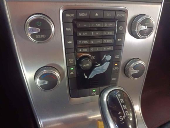 [金华·浙G] 二手沃尔沃沃尔沃S602017款 S60L T3 智行版