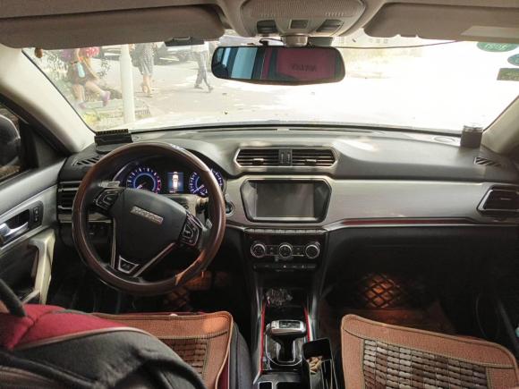 [成都·川A] 二手哈弗哈弗H22018款 蓝标 1.5T 双离合两驱豪华型