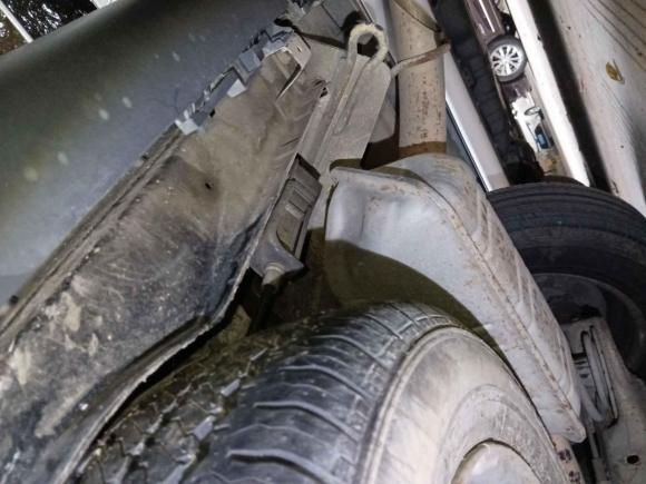 [成都·川A] 二手奔驰威霆2011款 2.5L 7座行政版